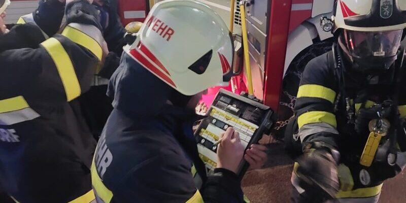 700023a7-1ea6-4901-a506-bf79f49821fb